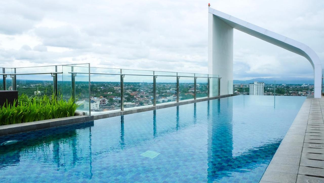 Lavenderbnb Room 2 At Uttara The Icon Apartment Yogyakarta Exterior photo
